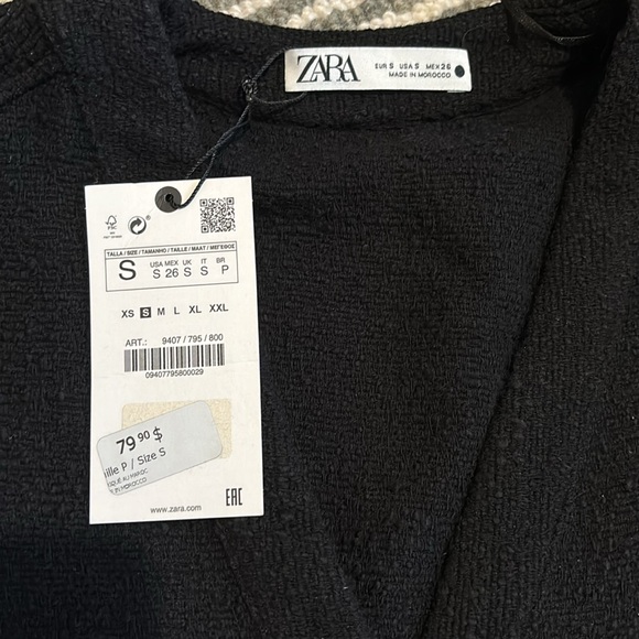 Zara black tweed like dress with gold buttons - Picture 4 of 6